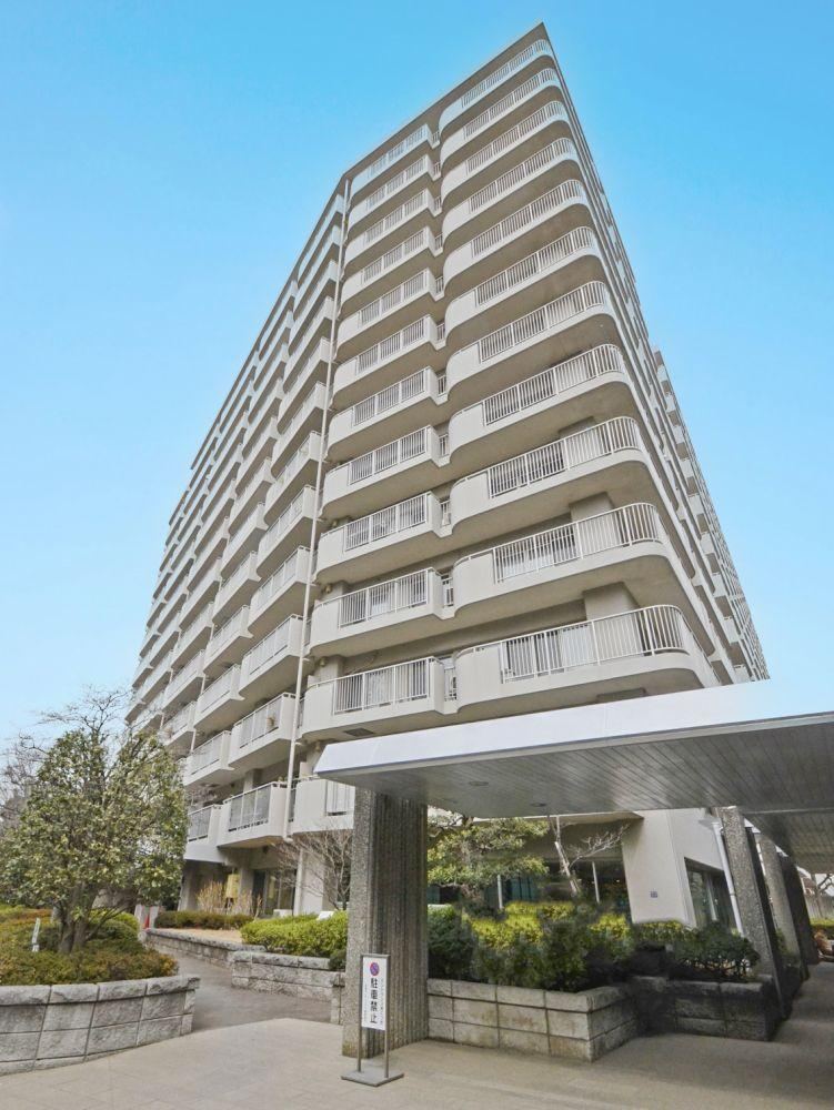 2LDK apartment in Itabashi Ward, Tokyo - Photo 1