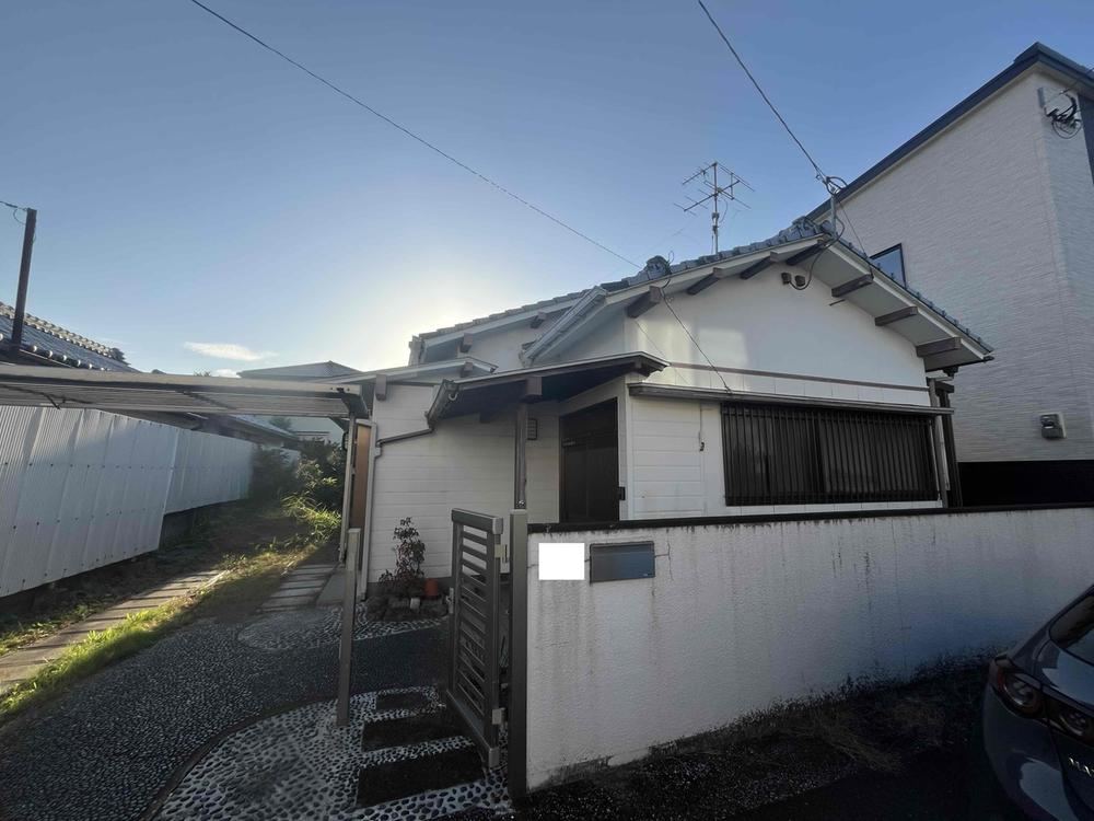5DK House with Yard in Shiohama Town - Photo 1