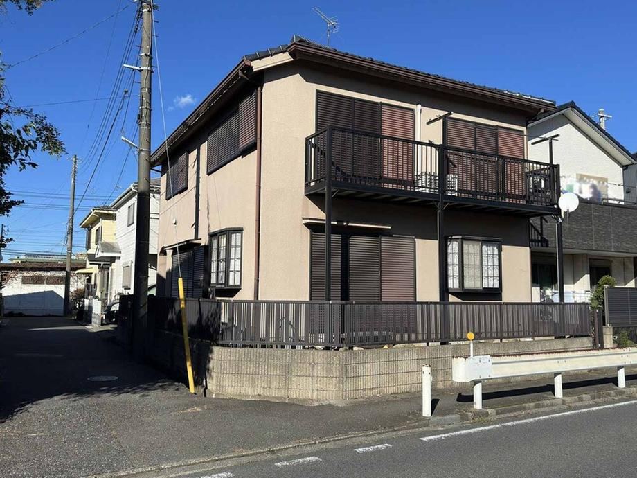Peaceful 4LDK House on a Corner Lot - Photo 1