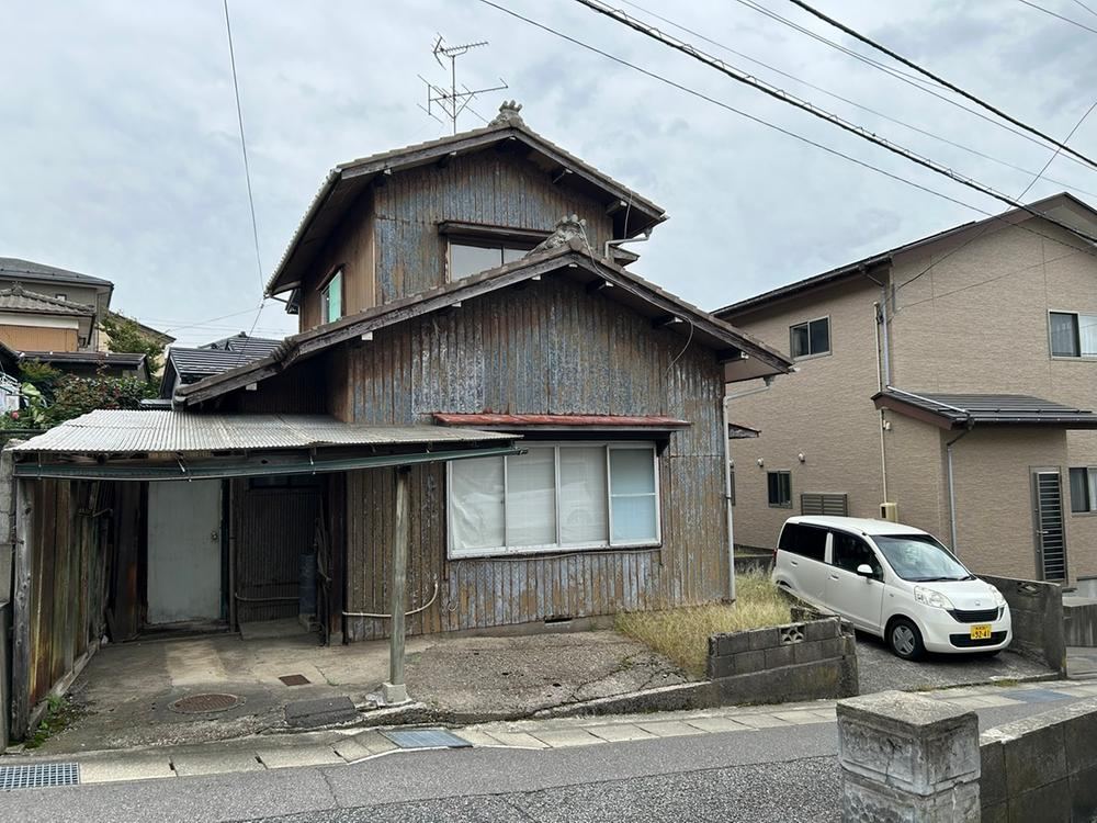 Prime Land in Kogane Town - Photo 1