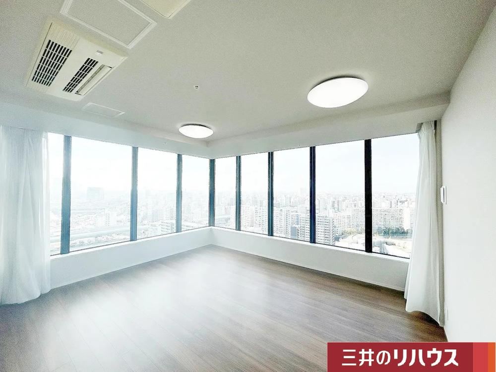 3LDK apartment in Kita Ward, Osaka - Photo 1