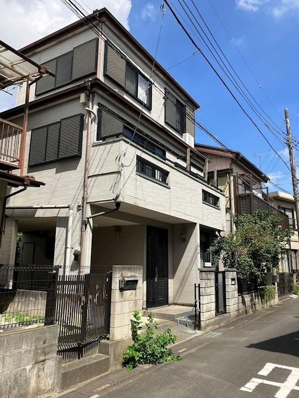 Sunny 4LDK 3-Story House in Ageo - Photo 1