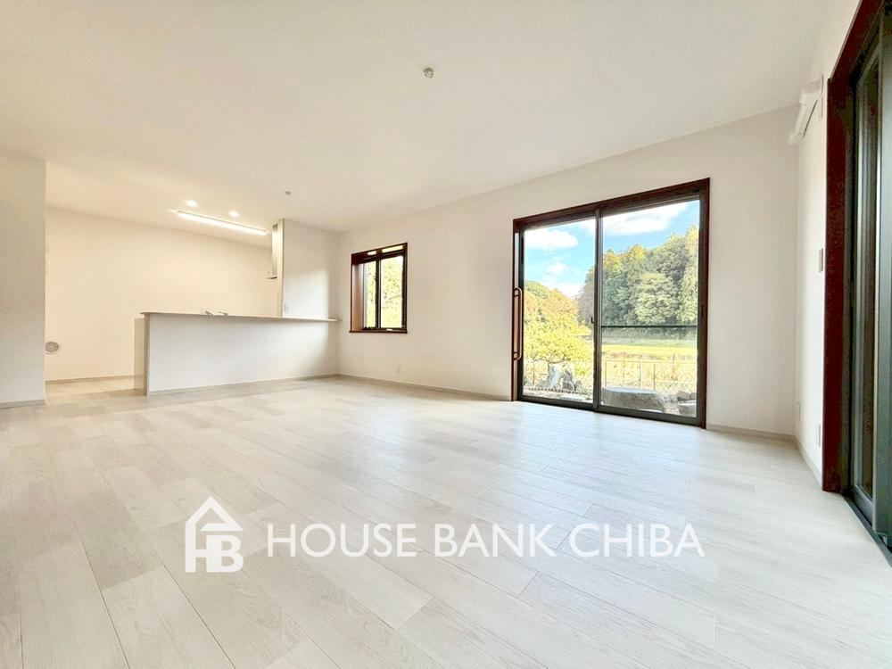 4LDK+S Detached House with Renovations in Kamizawa, Chiba - Photo 1
