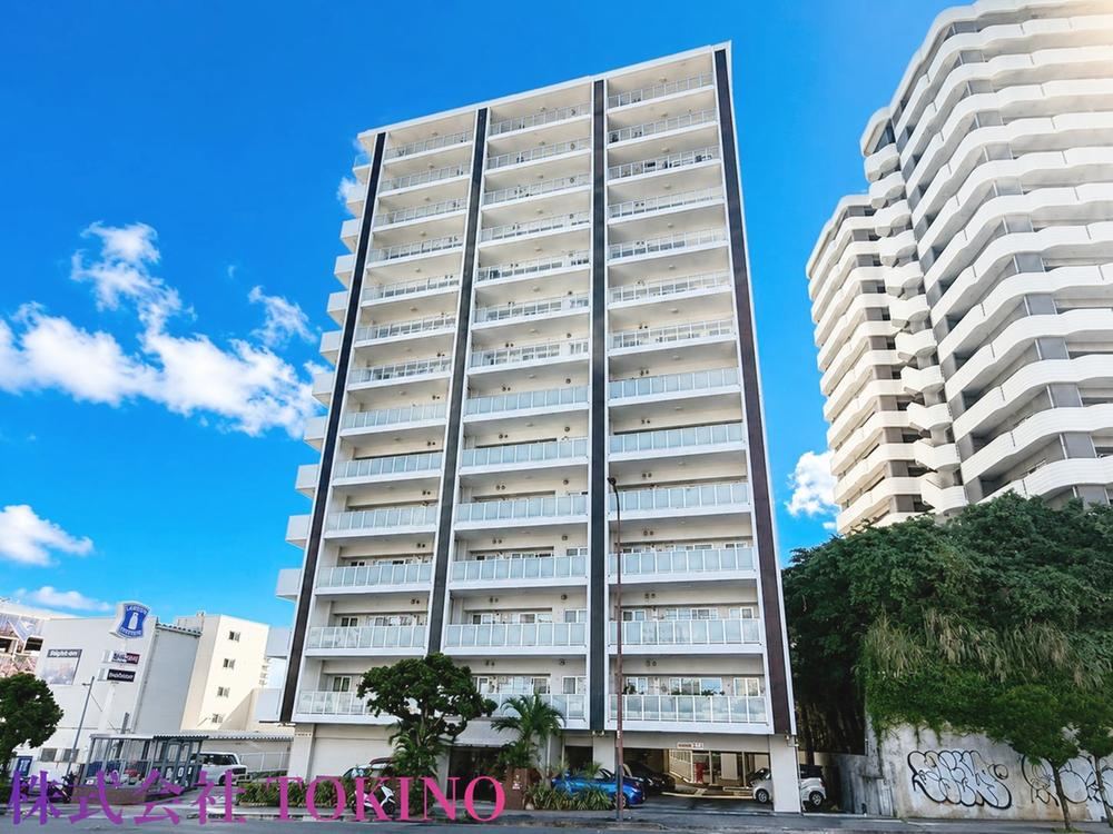 2LDK apartment in Urasoe, Okinawa - Photo 1