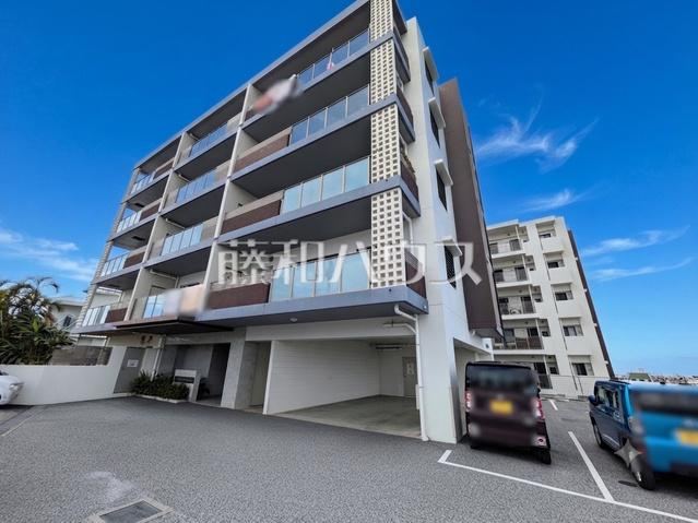 2LDK apartment in Ginowan, Okinawa - Photo 1