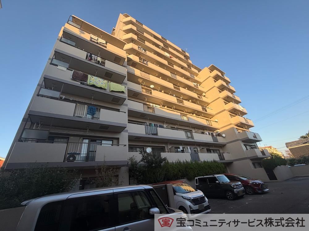 3LDK apartment in Tsushima, Aichi - Photo 1