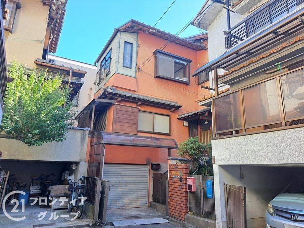 Spacious 4LDK House with Storage in Hirano, Osaka - Photo 1