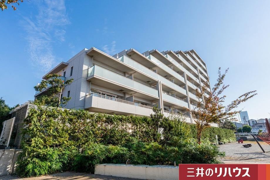 Stylish 3LDK Apartment in Higashi-Funabashi - Photo 1