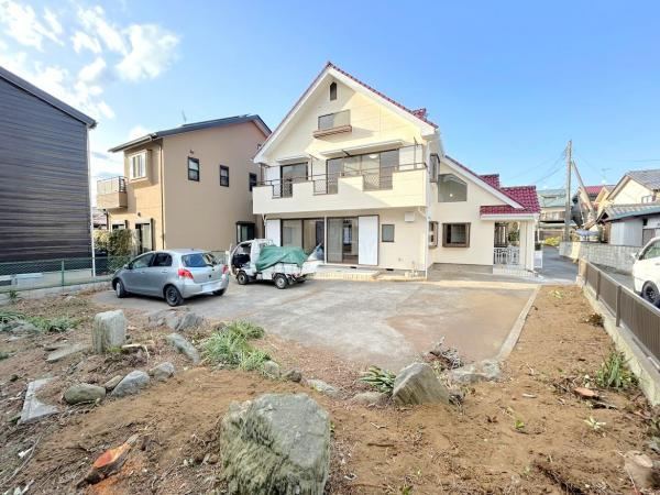 Renovated 3LDK Home with Large Yard in Kawagoe - Photo 1