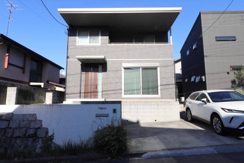 Modern 5LDK House in Uji - Photo 1