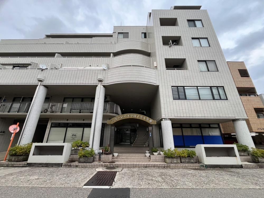 1LDK apartment in Kanazawa, Ishikawa - Photo 1