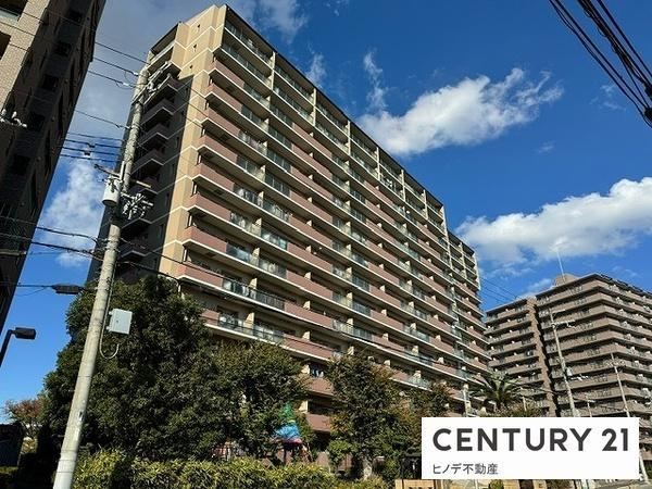 3LDK apartment in Izumi, Osaka - Photo 1