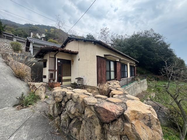 3DK House in Misaki, Tamano - Photo 1