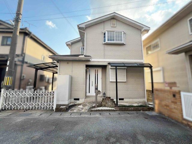 Renovated 4LDK Home Near Gokunino Station - Photo 1