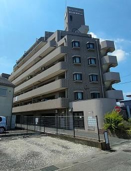 3DK Apartment with Auto Lock Near Ichinokawari Station - Photo 1