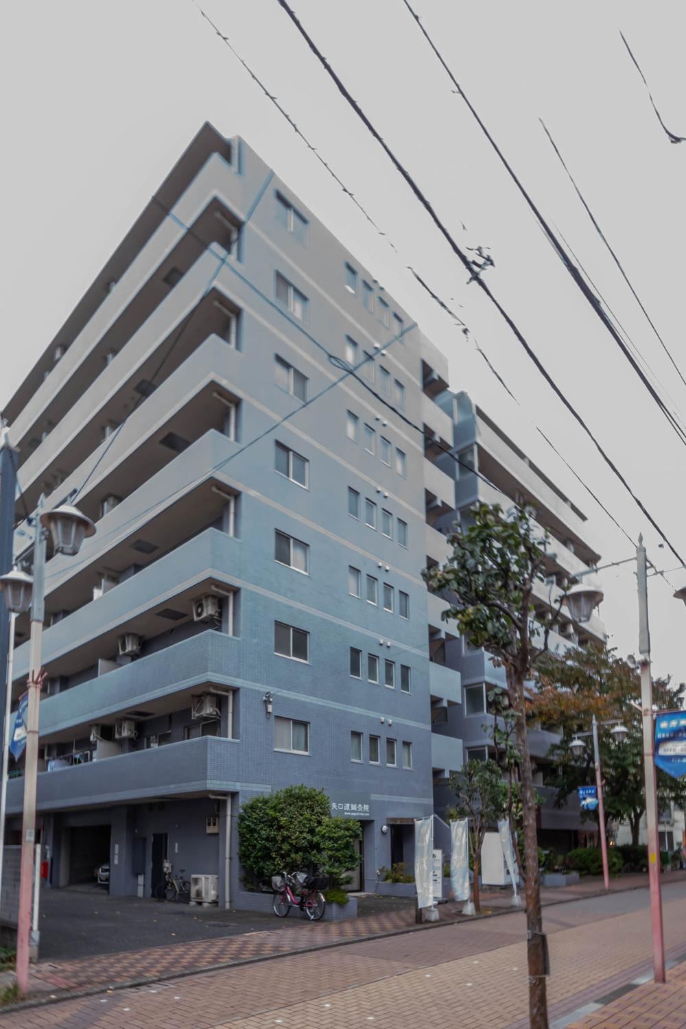 Convenient 3DK Apartment Near Yaguchi-Watari Station - Photo 1