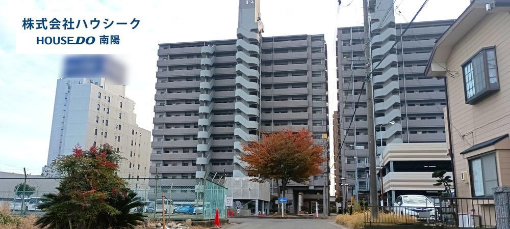 2LDK apartment in Oharu, Ama District, Aichi - Photo 1