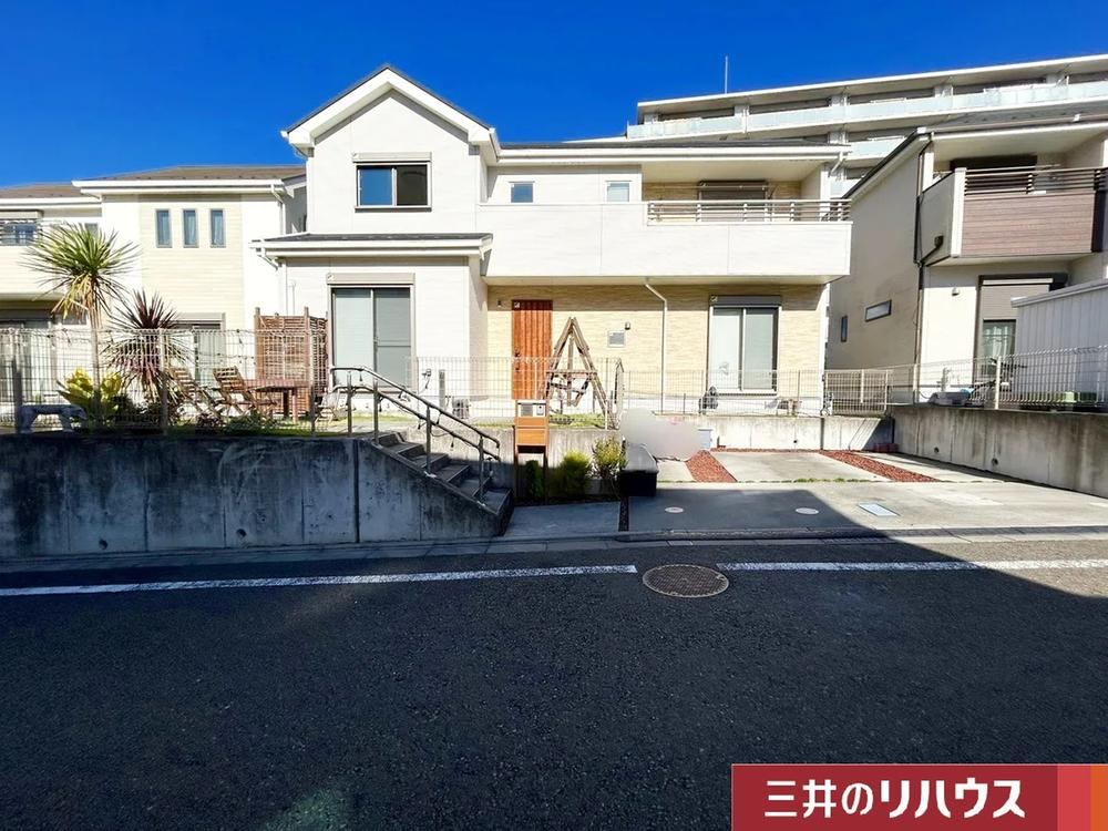 Spacious 4LDK House in Tamakyo - Photo 1