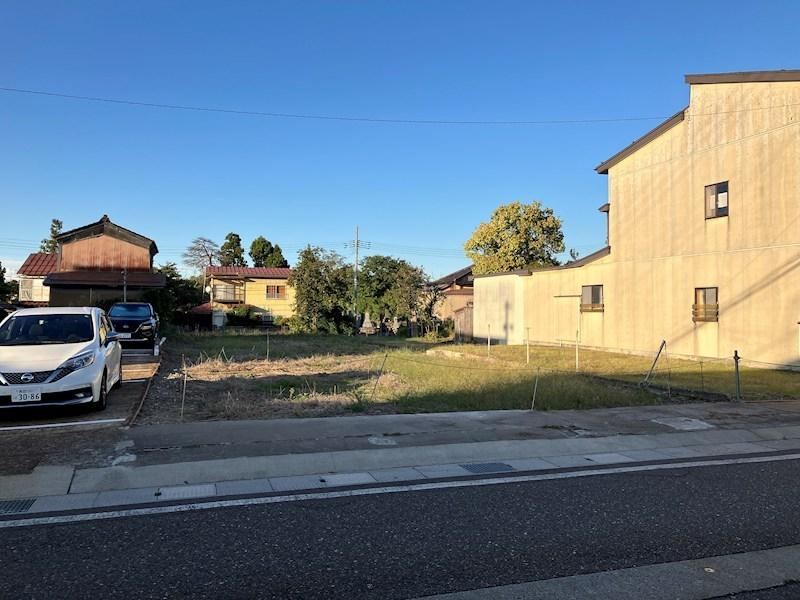 Land for Development in Higashi Honmachi 3 - Photo 1