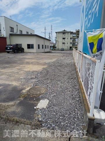 295 m² land in Gifu, Gifu - Photo 1