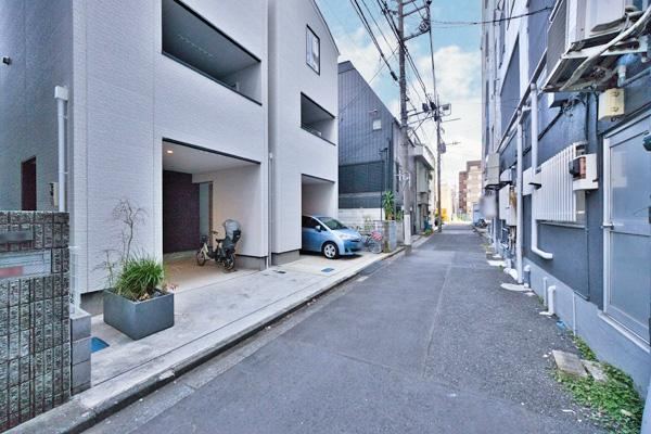 Spacious 3LDK+Loft House in Koenji Minami - Photo 1