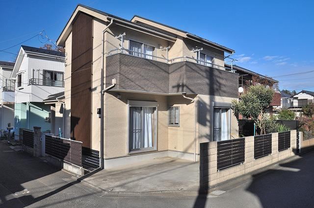 Renovated 2LDK + 1LDK Home in Higashikurume - Photo 1