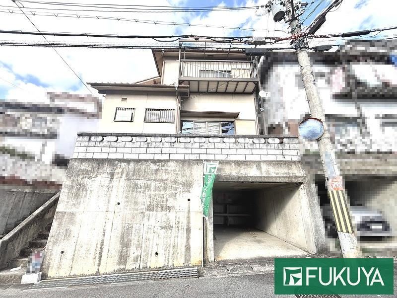 4LDK House with Spacious Layout in Jinryo, Otsu - Photo 1