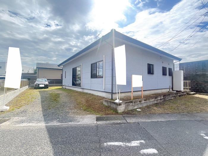 Renovated 2LDK Single-Story Home in Hayashima - Photo 1
