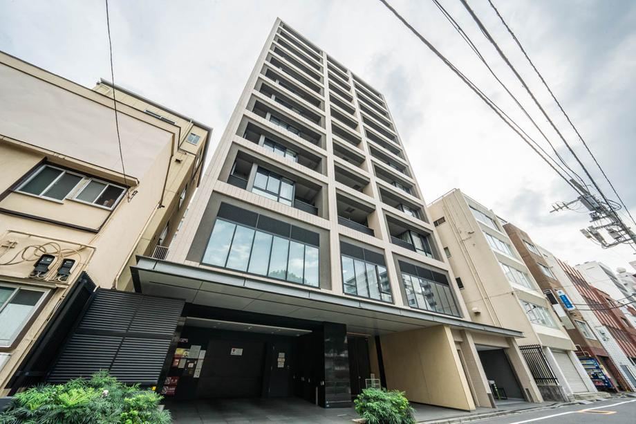 2LDK apartment in Chiyoda Ward, Tokyo - Photo 1