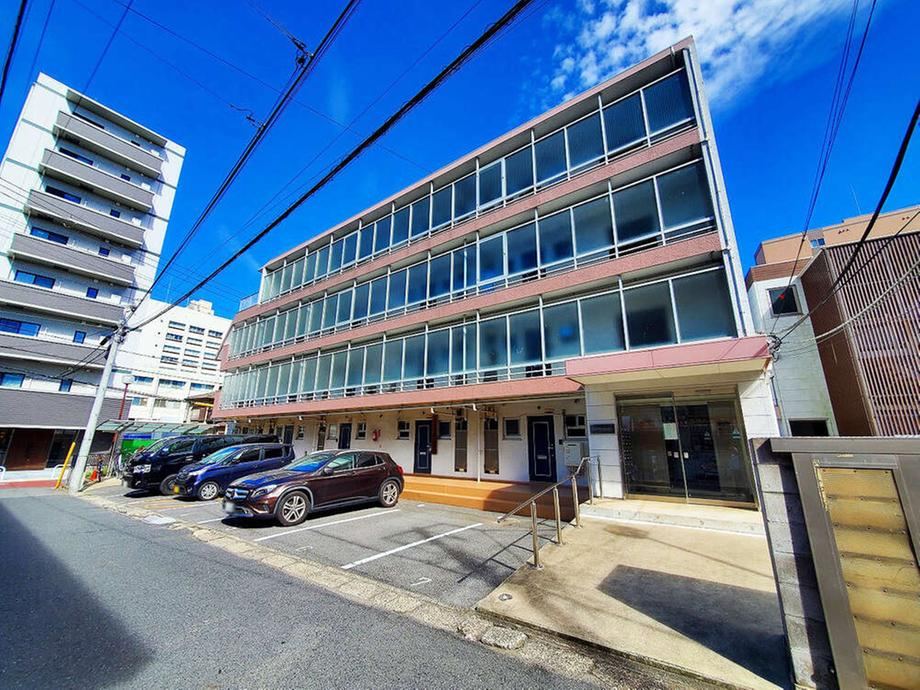 2LDK apartment in Funabashi, Chiba - Photo 1