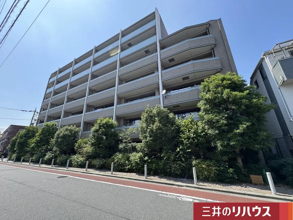 Cozy 2LDK Apartment in Towa 5 - Photo 1