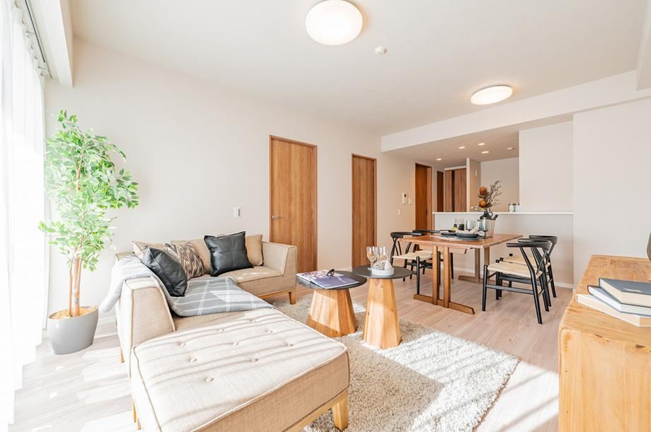 Renovated 3LDK Apartment in Ichikawa - Photo 1