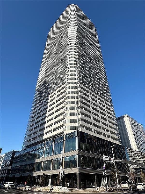 3LDK apartment in Kita Ward, Sapporo, Hokkaido - Photo 1