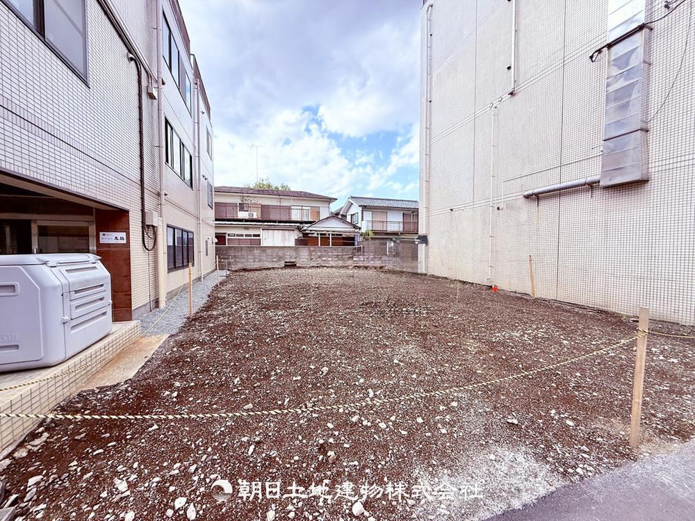Prime Land for Development Near Higashi-Rinkan Station - Photo 1