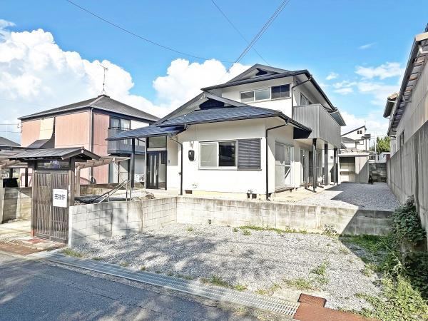 Renovated 4LDK Home in Miyakawa-cho - Photo 1