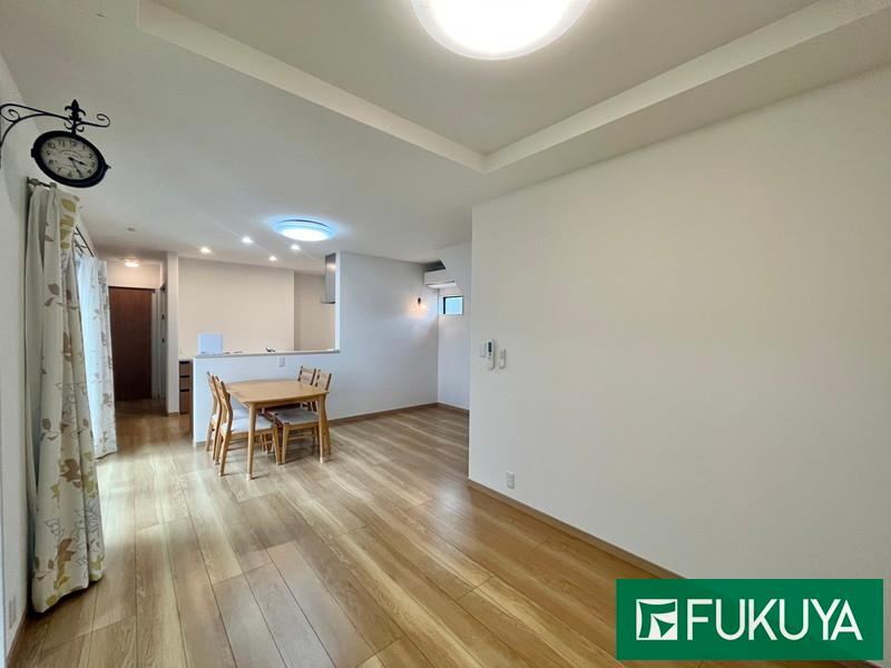 Modern 4LDK House in Nishidahara - Photo 1