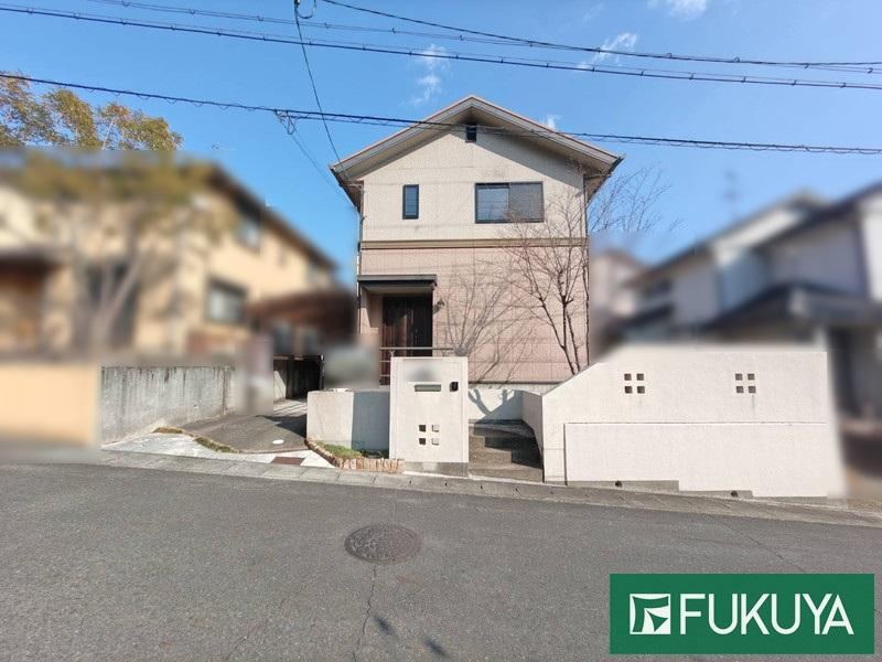 Renovated 4LDK+S House with Garden in Asahigaoka - Photo 1