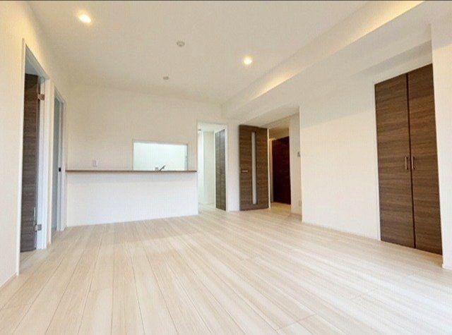 2LDK apartment in Bunkyo Ward, Tokyo - Photo 1