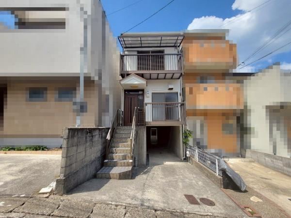 Renovated 3LDK House with Parking in Yamashina, Kyoto - Photo 1