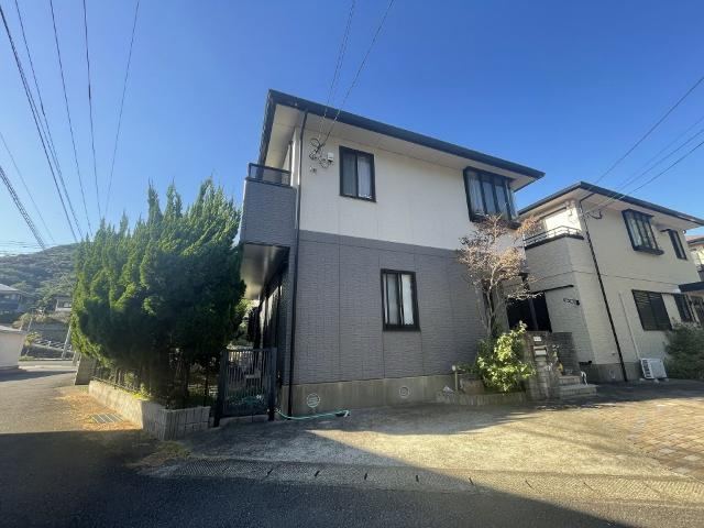 Bright 4LDK House on a Corner Lot in Nagasaki - Photo 1