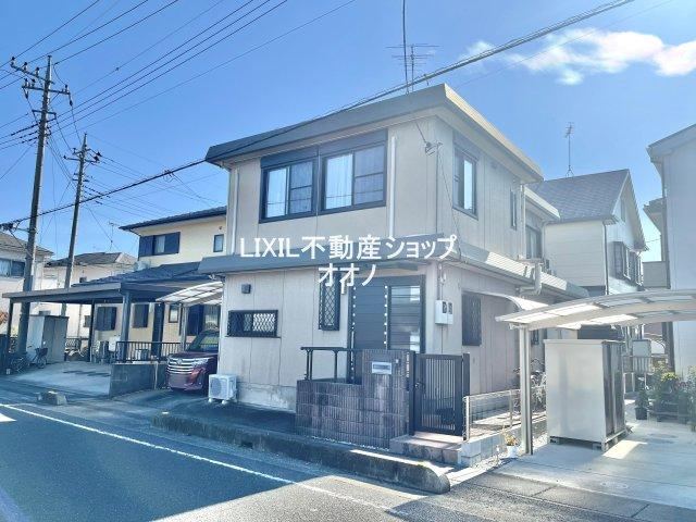 Charming 3LDK Home with Solar Power in Hanyu - Photo 1