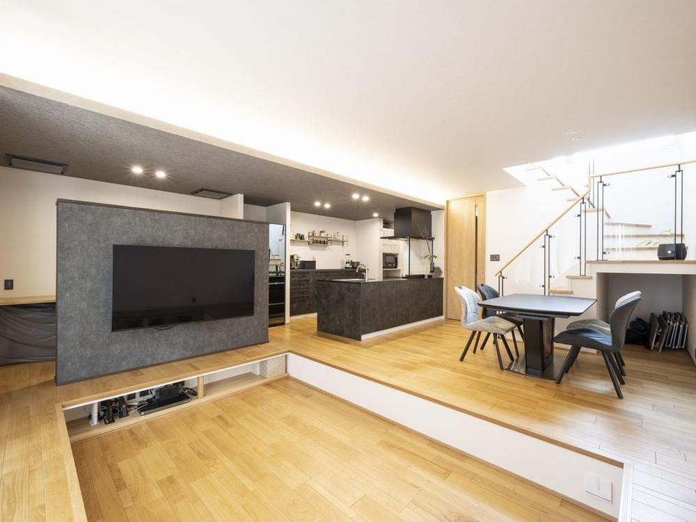 Elegant 2LDK House in Popular Misono - Photo 1