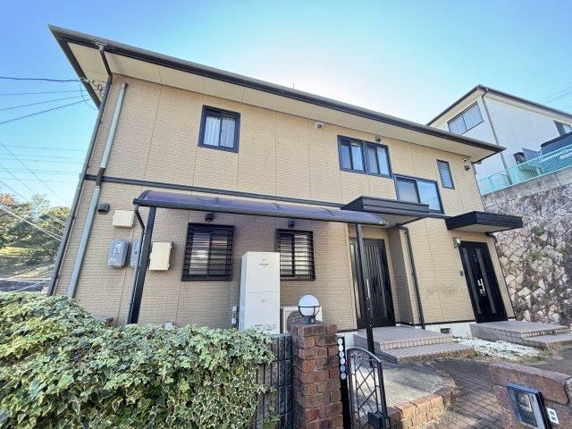 5LDK+S house in Asaminami Ward, Hiroshima - Photo 1