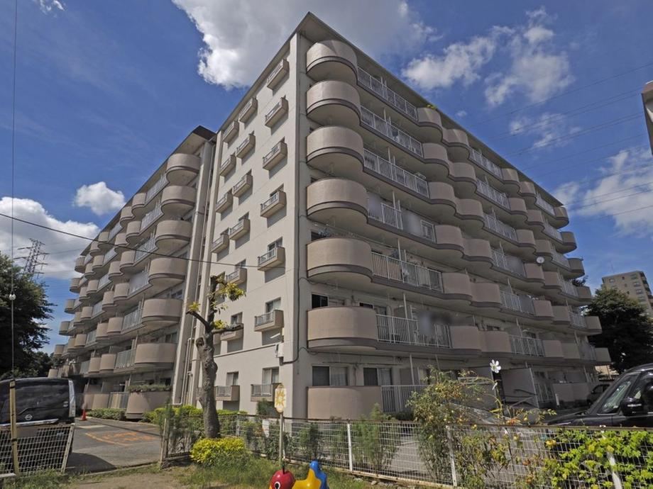 3DK apartment in Minami Ward, Saitama - Photo 1