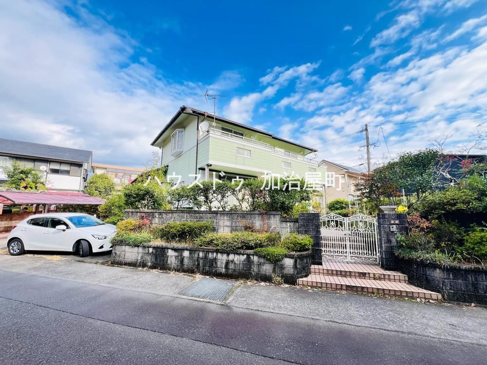 Spacious 5LDK House on 117 Tsubo Lot in Kagoshima - Photo 1