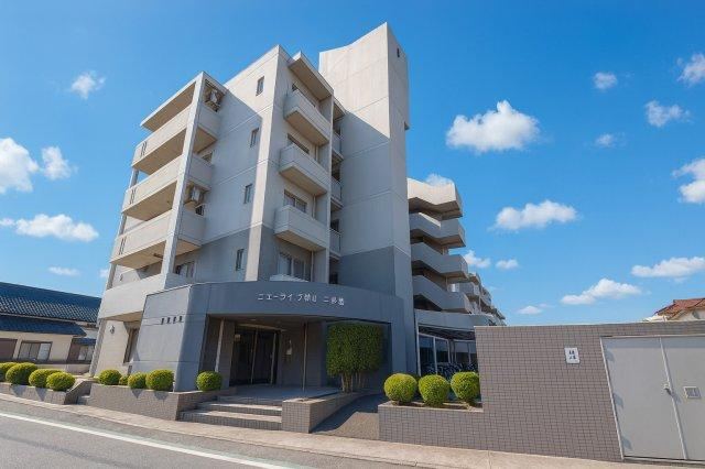 3LDK apartment in Kiyama, Miyaki District, Saga - Photo 1