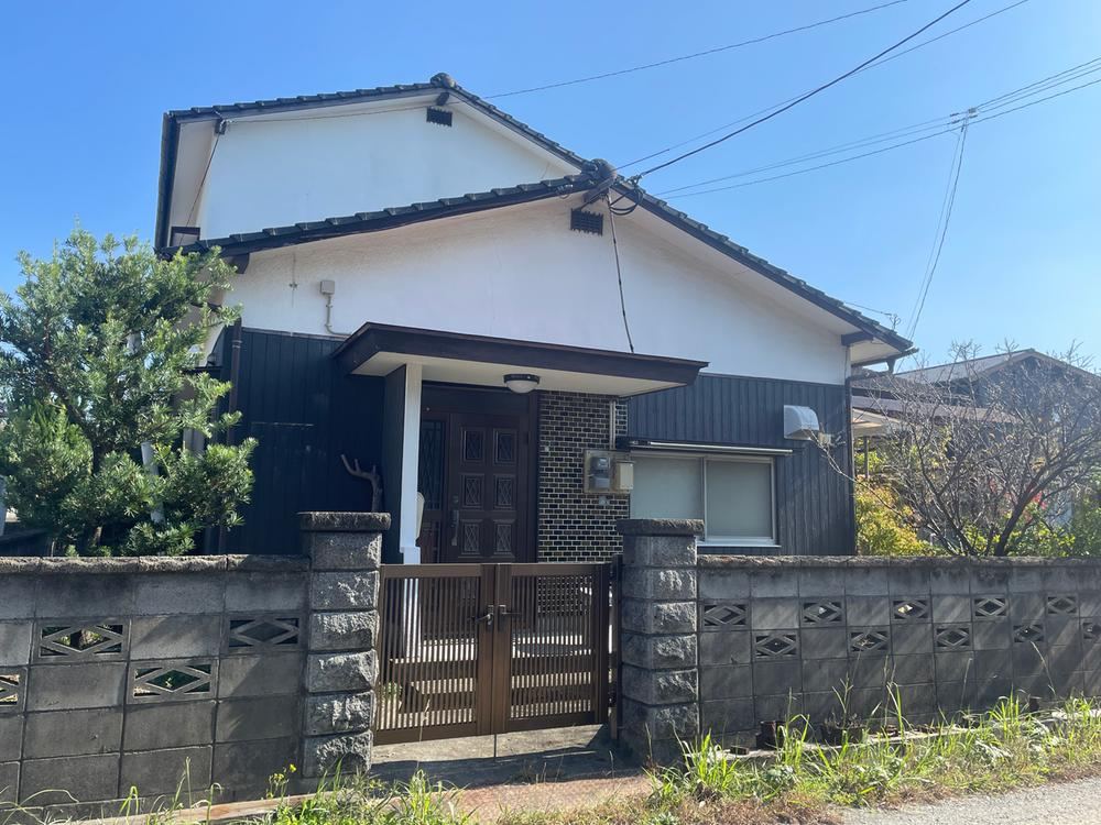 Renovated 4DK House in Wakamiya - Photo 1