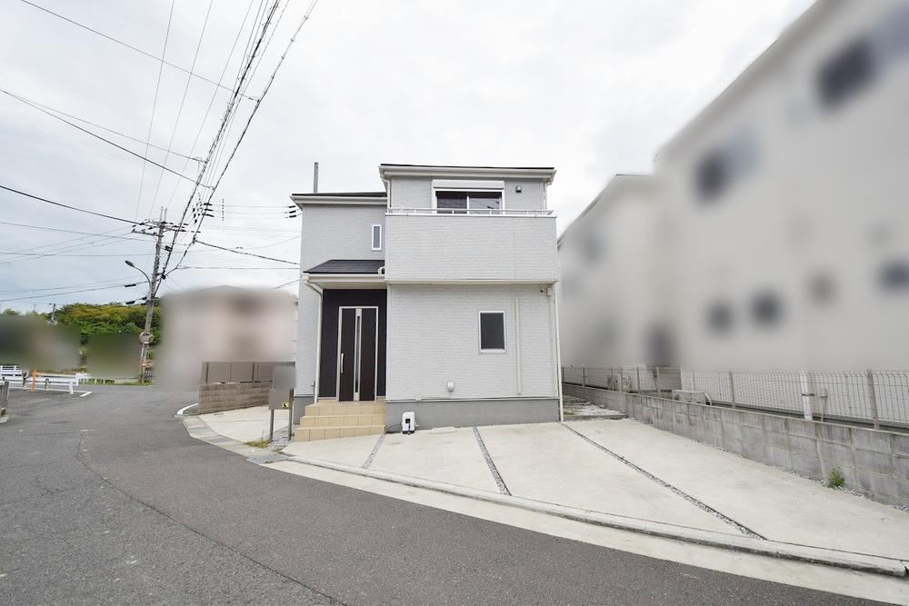 Modern 4LDK House in Kumatori - Photo 1