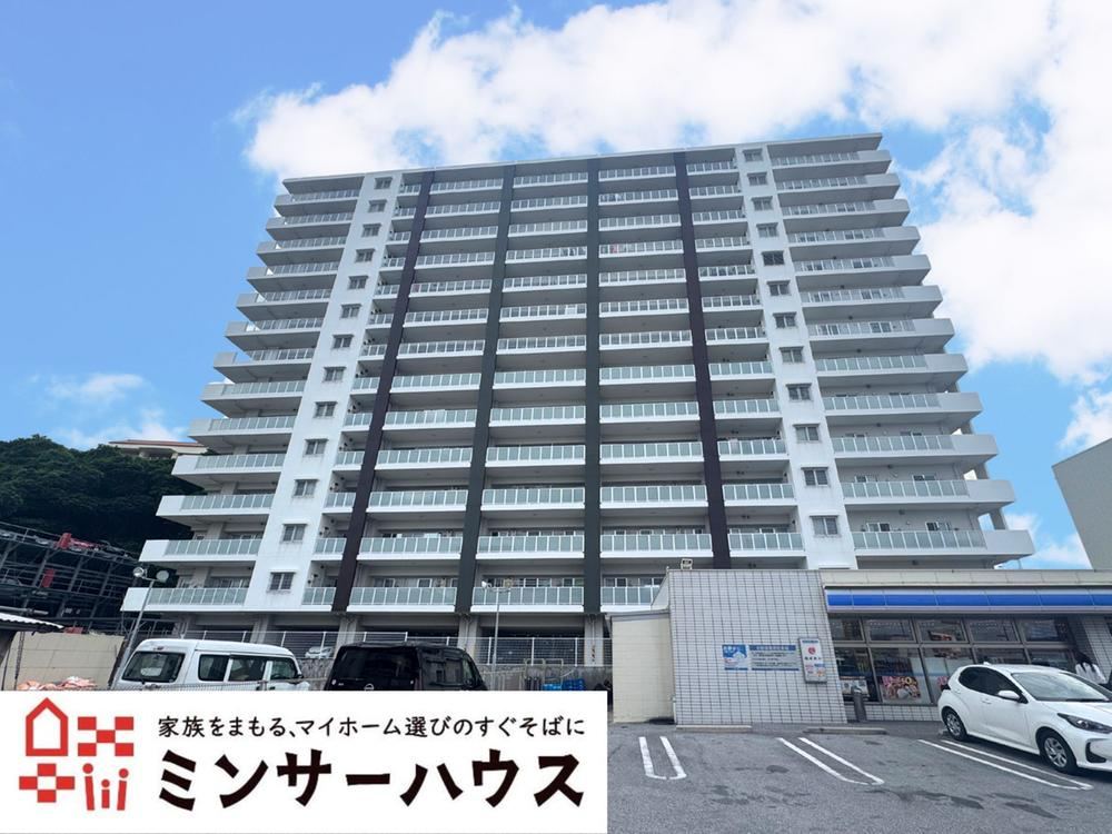 2LDK apartment in Urasoe, Okinawa - Photo 1