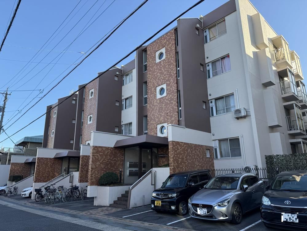 2LDK apartment in Meito Ward, Nagoya, Aichi - Photo 1